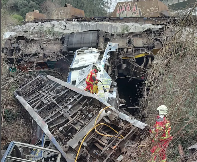 Servicios de emergencias en el lugar del incidente. / 112