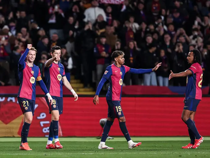 El Bar&ccedil;a celebra uno de sus goles frente al Atalanta. / redx