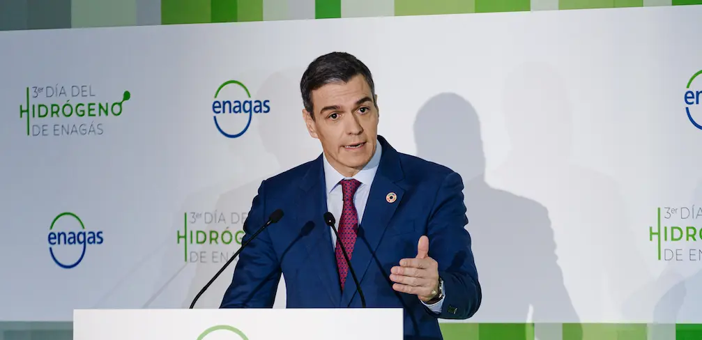 El presidente del Gobierno, Pedro S&aacute;nchez, durante una rueda de prensa. / Carlos Luj&aacute;n