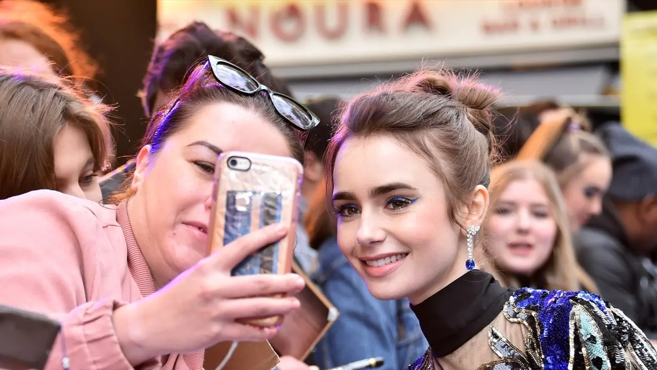 La actriz Lily Collins durante la presentaci&oacute;n de una pel&iacute;cula. EP / Archivo