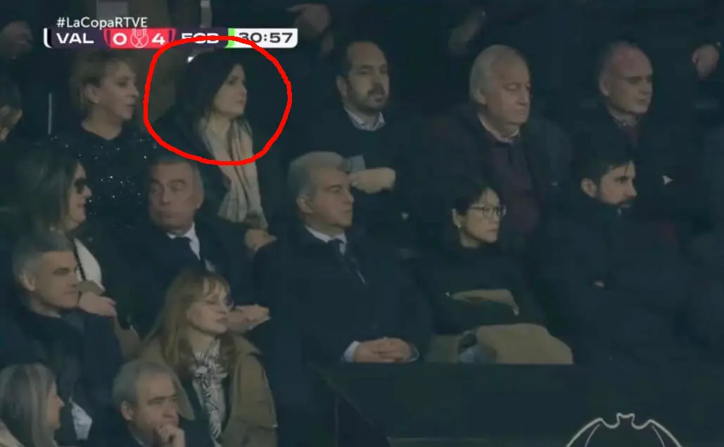 La alcaldesa de Paiporta durante el partido de Copa del rey entre Valencia y Barcelona. / RRSS