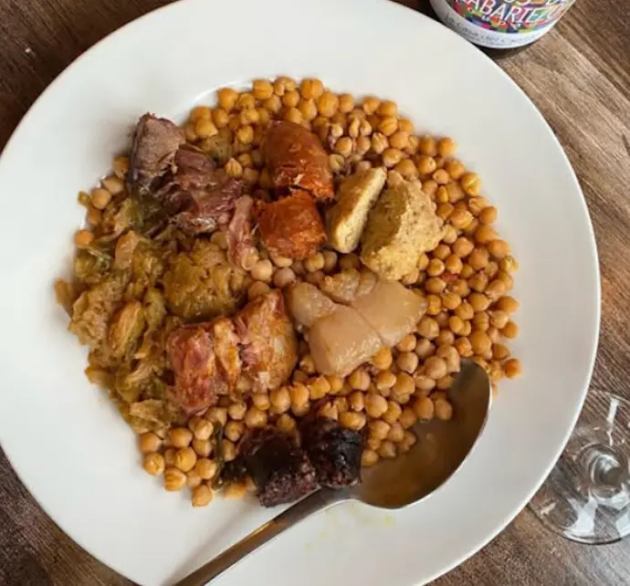 El cocido lebaniego del Cenador del Capit&aacute;n. / IG