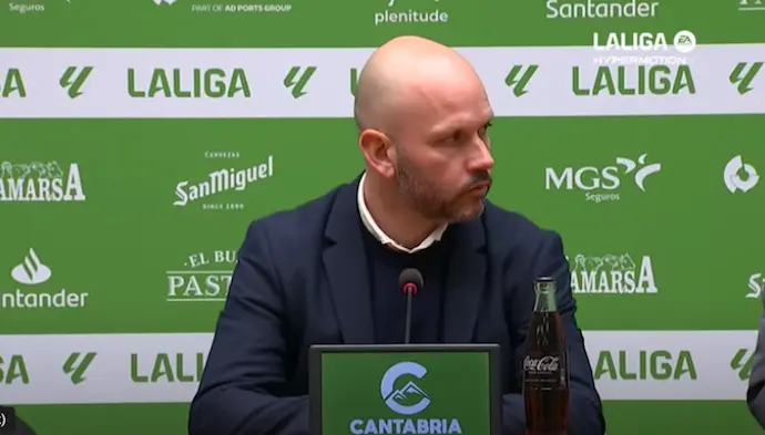 El entrenador del Racing, Jos&eacute; Alberto. / X