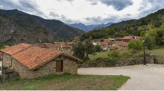 Los pueblos de Cantabria son grandes atractivos para los turistas. / A.S.