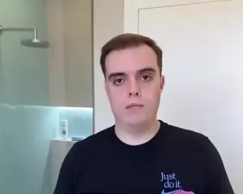 Captura del v&iacute;deo de Ibai Llanos despu&eacute;s de quitarse la barba. / Ep