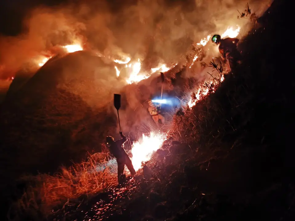 Incendios en Cantabria. / @BbffCantabria