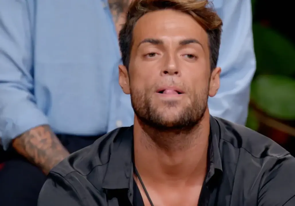 El concursante Montoya vuelve a ser el centro de atenci&oacute;n. / Telecinco
