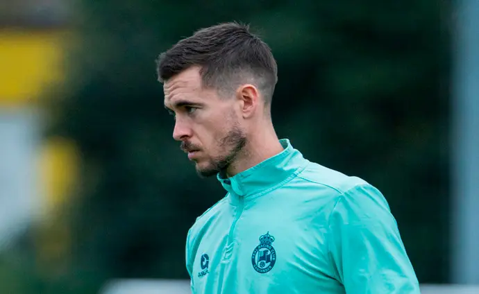 El jugador racinguista, Clement Michelin, durante un entrenamiento. / RRC