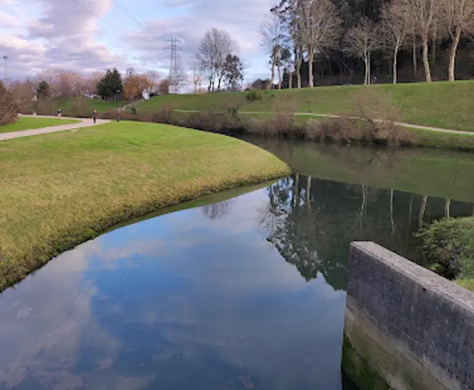Parque de la R&iacute;a del Carmen. / A.E