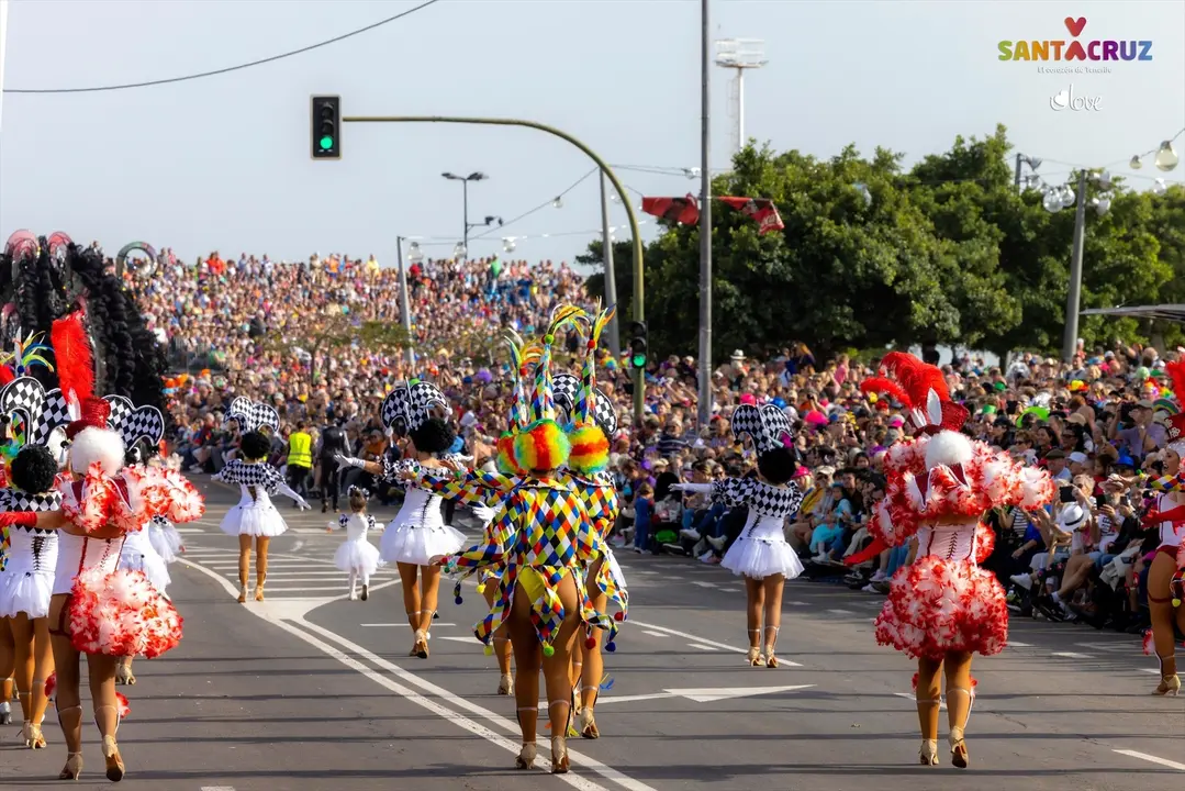 Coso del Carnaval de Santa Cruz de Tenerife el a&ntilde;o pasado. / EP / Archivo