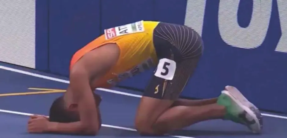 El atleta torrelaveguense, Mohamed Attaoui al finalizar la carrera. / X