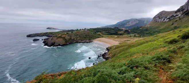 Playa de Liendo en Cantabria. / A.S.
