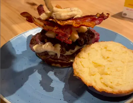 La hamburguesa ganadora del premio. / IG