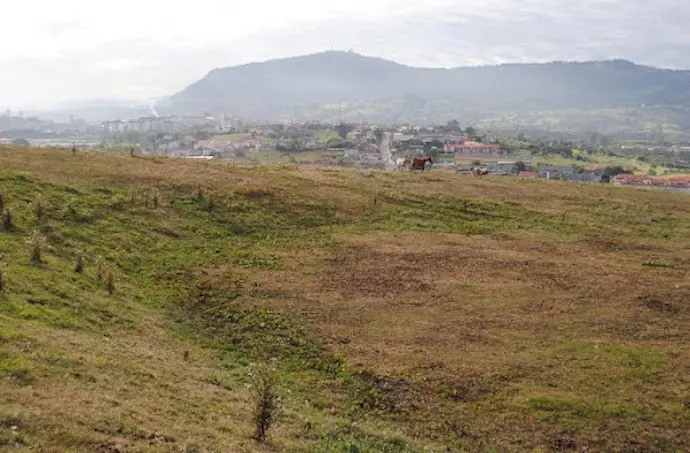 El monte Gurugu en Guarnizo. / R.C