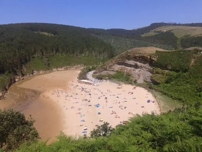 La playa de Galizano. / A.E