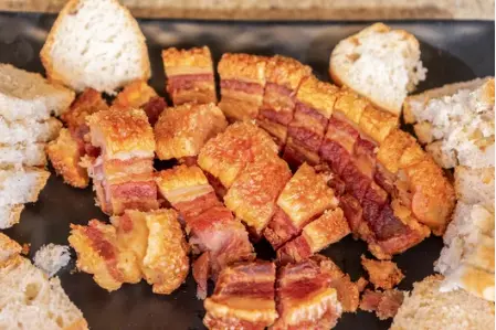 Un plato con torreznos de Soria. / A.S.P