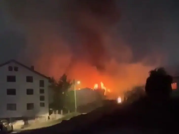 Incendio en una discoteca en Macedonia. / X