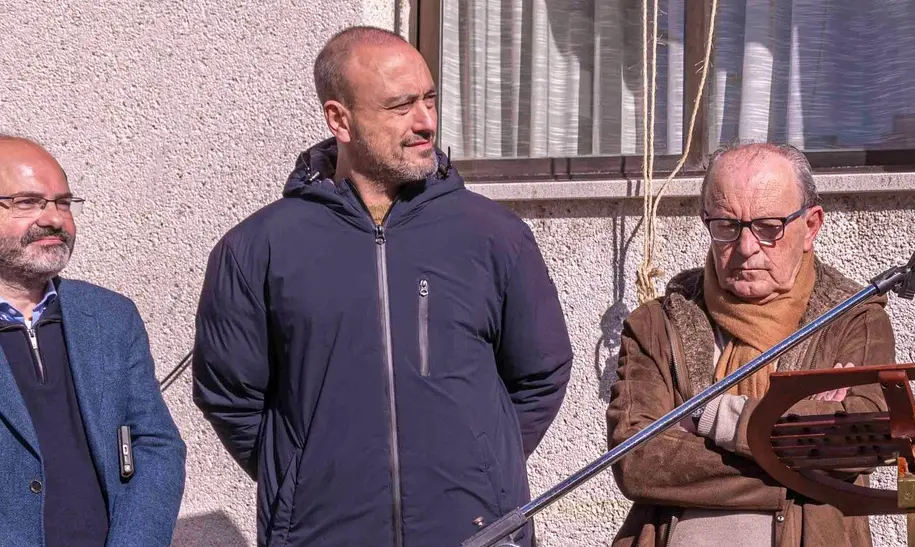 El PP denuncia que Javier L&oacute;pez Estrada utilice la revista municipal para promocionarse.