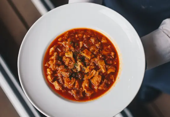 Callos a la monta&ntilde;esa del restaurante La Maruca en Madrid. / L.M.
