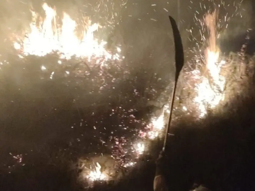 Extinci&oacute;n de incendios en Cantabria. / 112