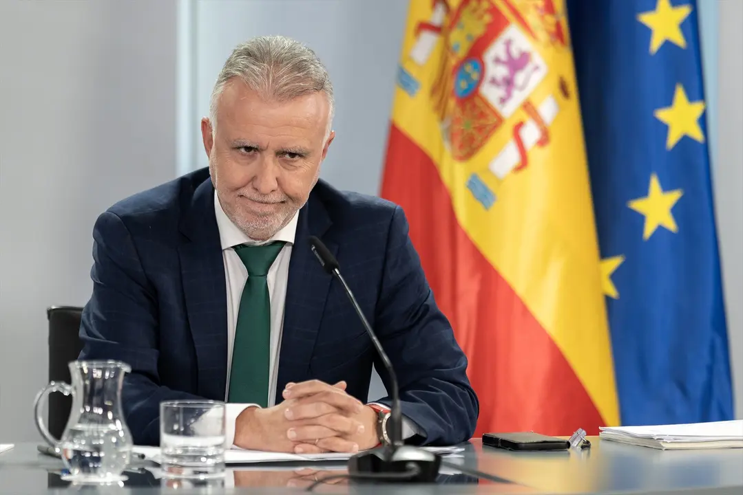 El ministro de Pol&iacute;tica Territorial y Memoria Democr&aacute;tica, &Aacute;ngel V&iacute;ctor Torres, durante una rueda de prensa. / Diego Radam&eacute;s