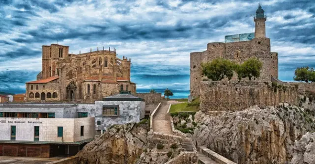 Vista panor&aacute;mica de Castro Urdiales. / A.S.