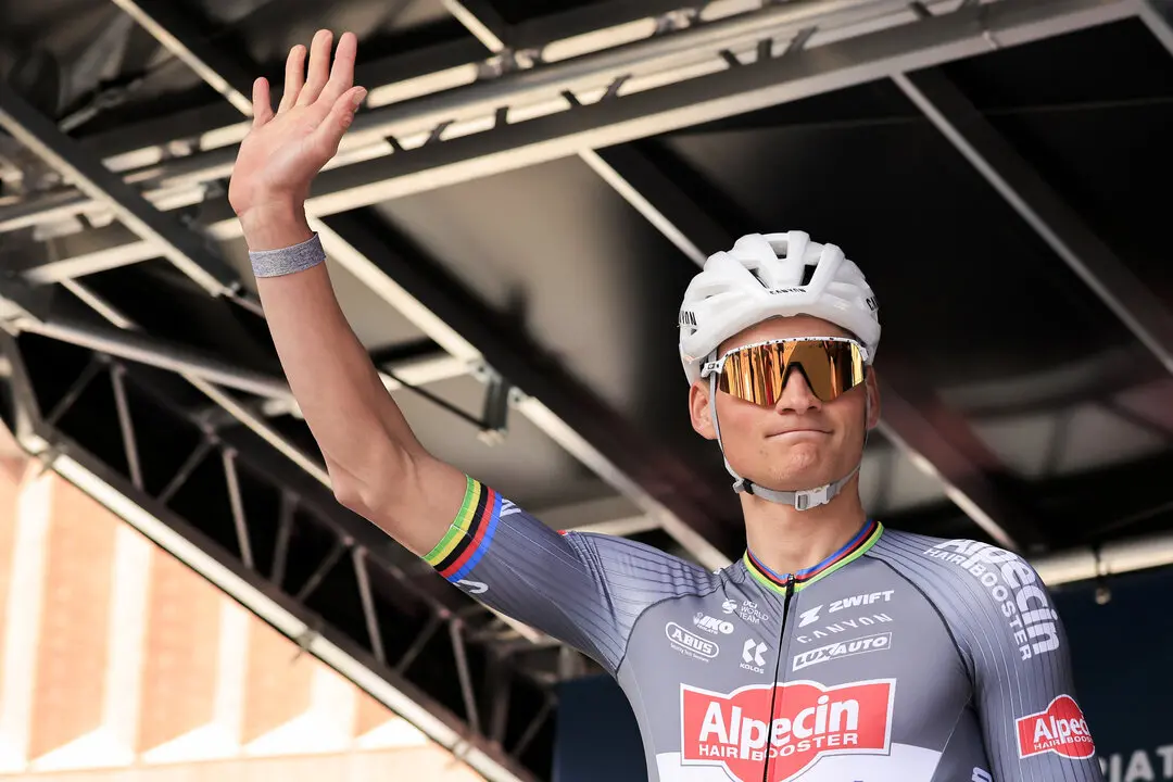 Mathieu Van der Poel conquista su segunda Mil&aacute;n-San Remo. / EP