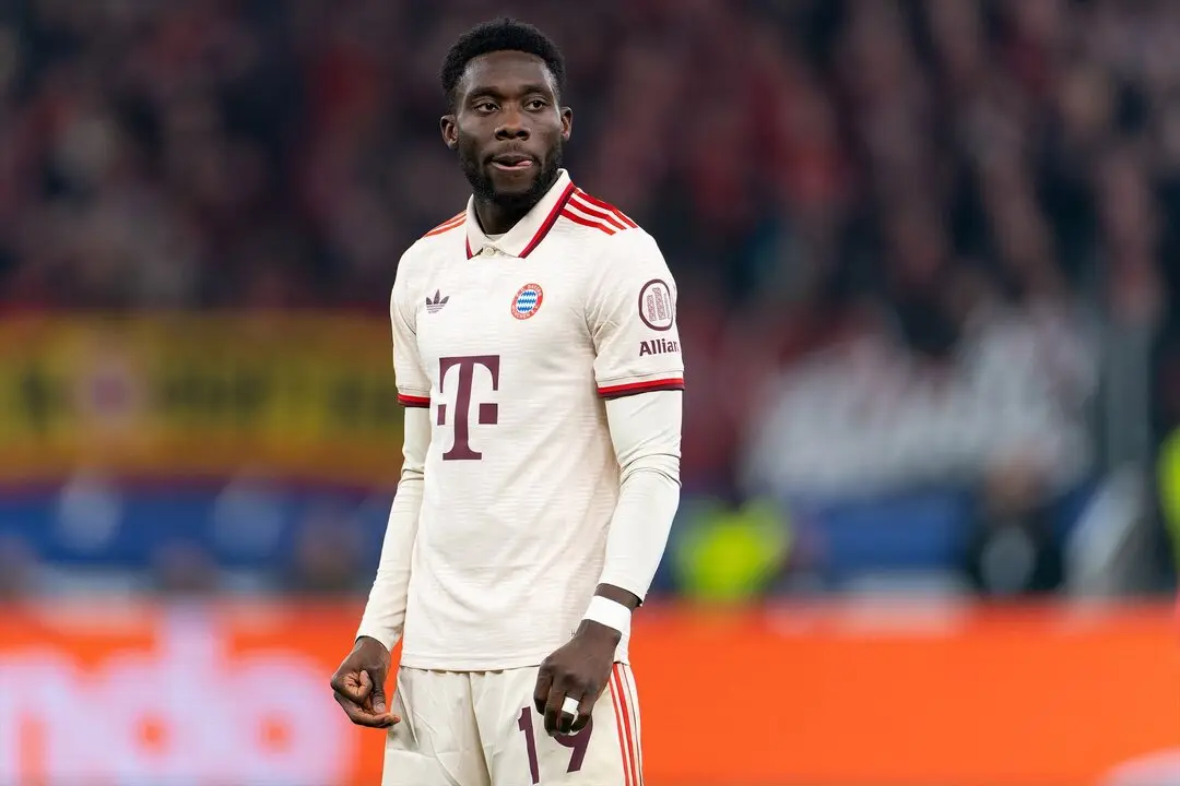 Alphonso Davies, durante un partido de Champions con el Bayern. / EP