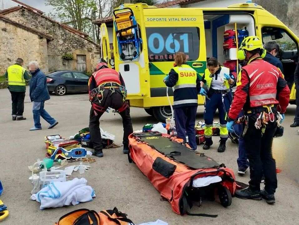 Los equipos de emergencia se desplazaron para atender al herido. / Alerta