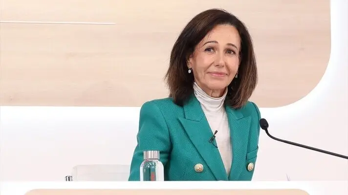 La presidenta del Banco Santander, Ana Bot&iacute;n, durante la presentaci&oacute;n de los resultados de Banco Santander. / Marta Fern&aacute;ndez