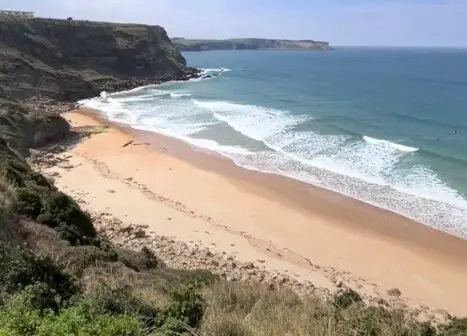 Vista de una de las playas de Suances. / A.E.