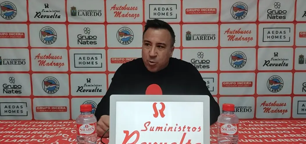 Juanma Rodr&iacute;guez est&aacute; satisfecho con el rendimiento de su equipo frente al Real &Aacute;vila. / Alerta