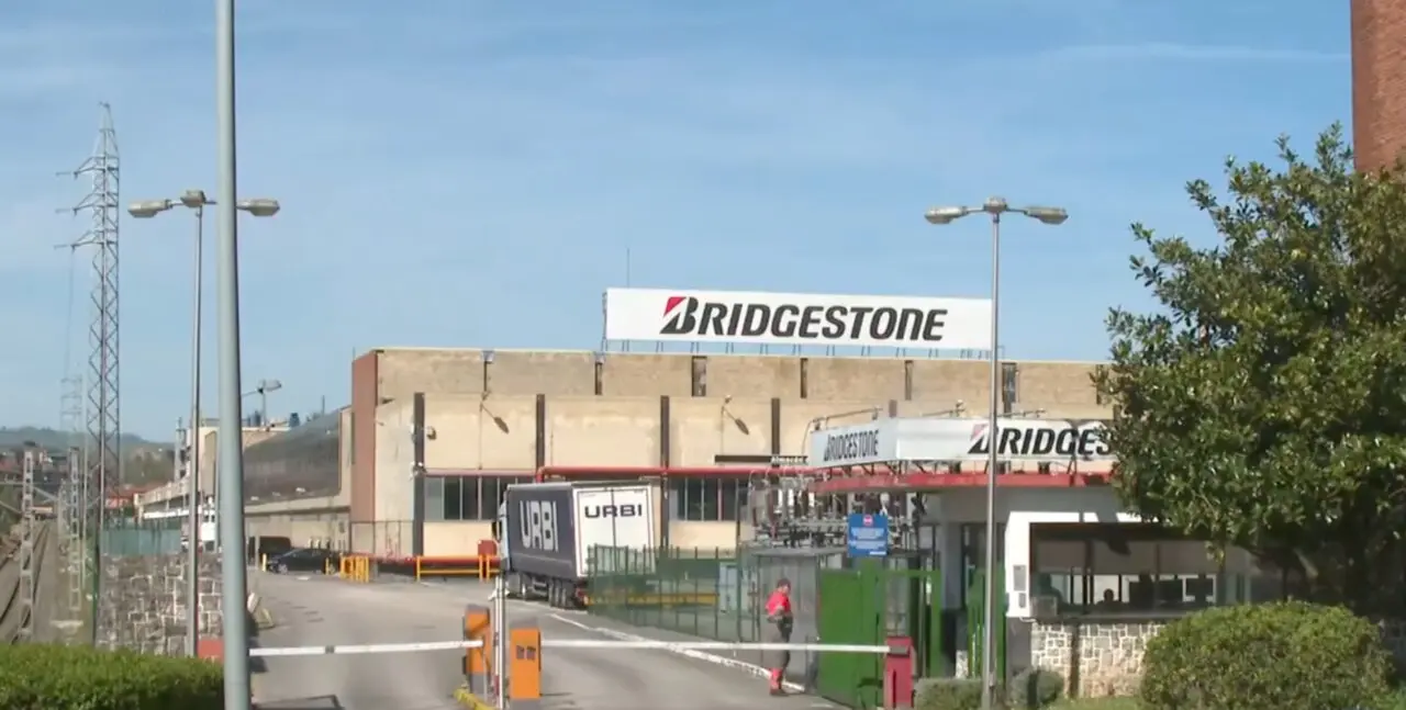 Planta de Bridgestone en Puente San Miguel. / RTVE