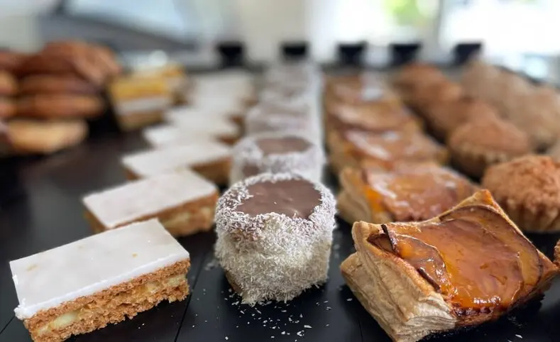 Varios productos de la pasteler&iacute;a. / IG