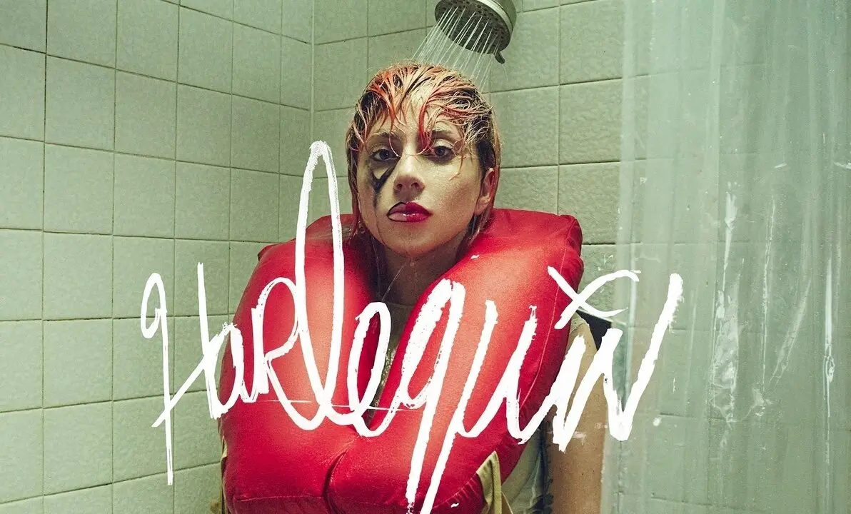 Lady Gaga durante el lanzamiento de Harlequin. / EP