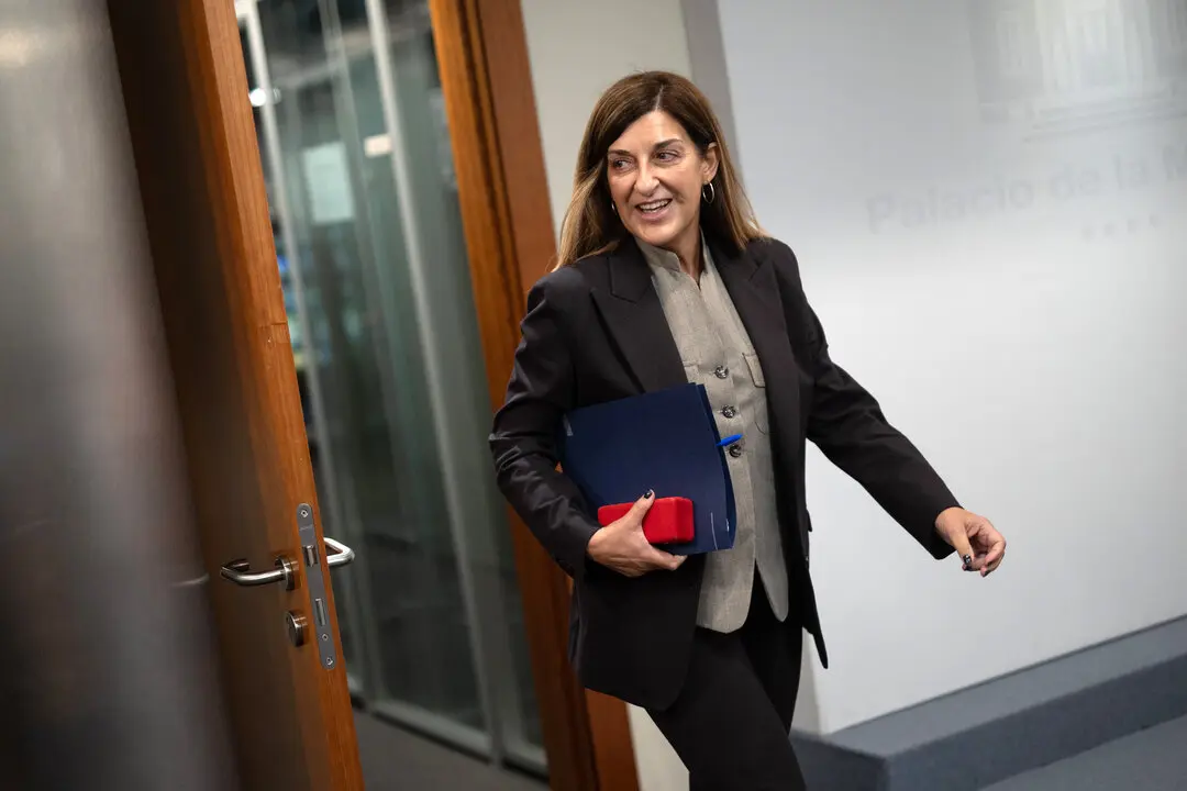 La reforma fiscal, liderada por Mar&iacute;a Jos&eacute; S&aacute;enz de Buruaga, reduce todos los impuestos auton&oacute;micos. / Alerta