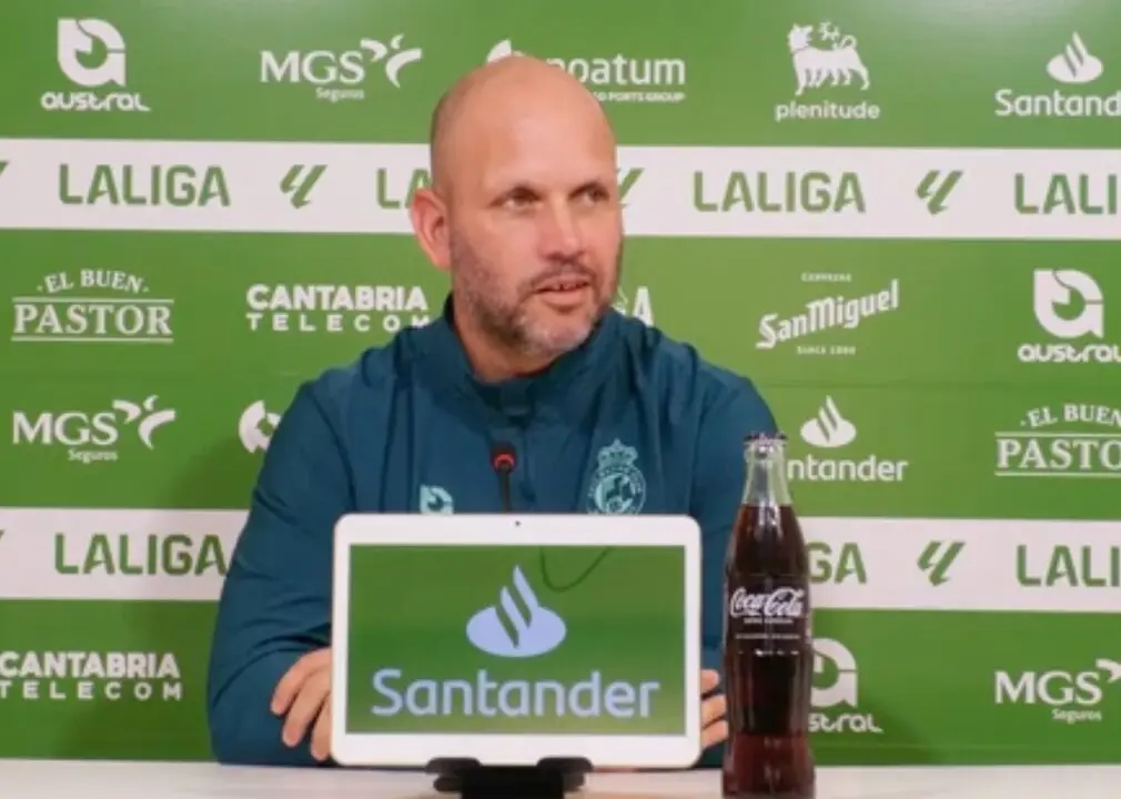 Jos&eacute; Alberto durante la rueda de prensa de hoy. / RRC