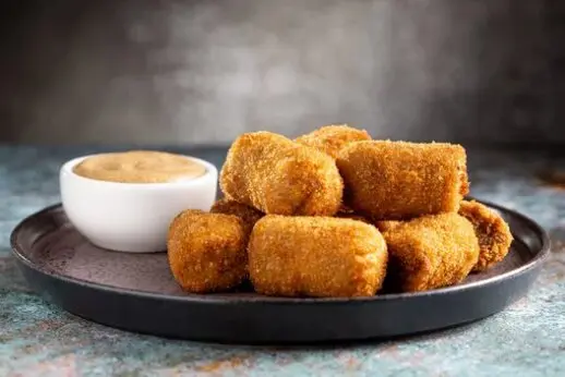 Varias croquetas en un plato. / A.S.P