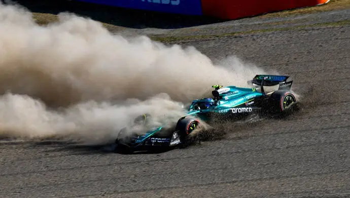 El piloto asturiano, Fernando Alonso, en el GP de Jap&oacute;n. / x