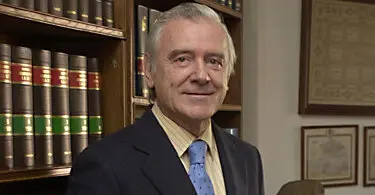 El exministro Enrique S&aacute;nchez de Le&oacute;n. / Real Academia de Jurisprudencia y Legislaci&oacute;n de Extremadura