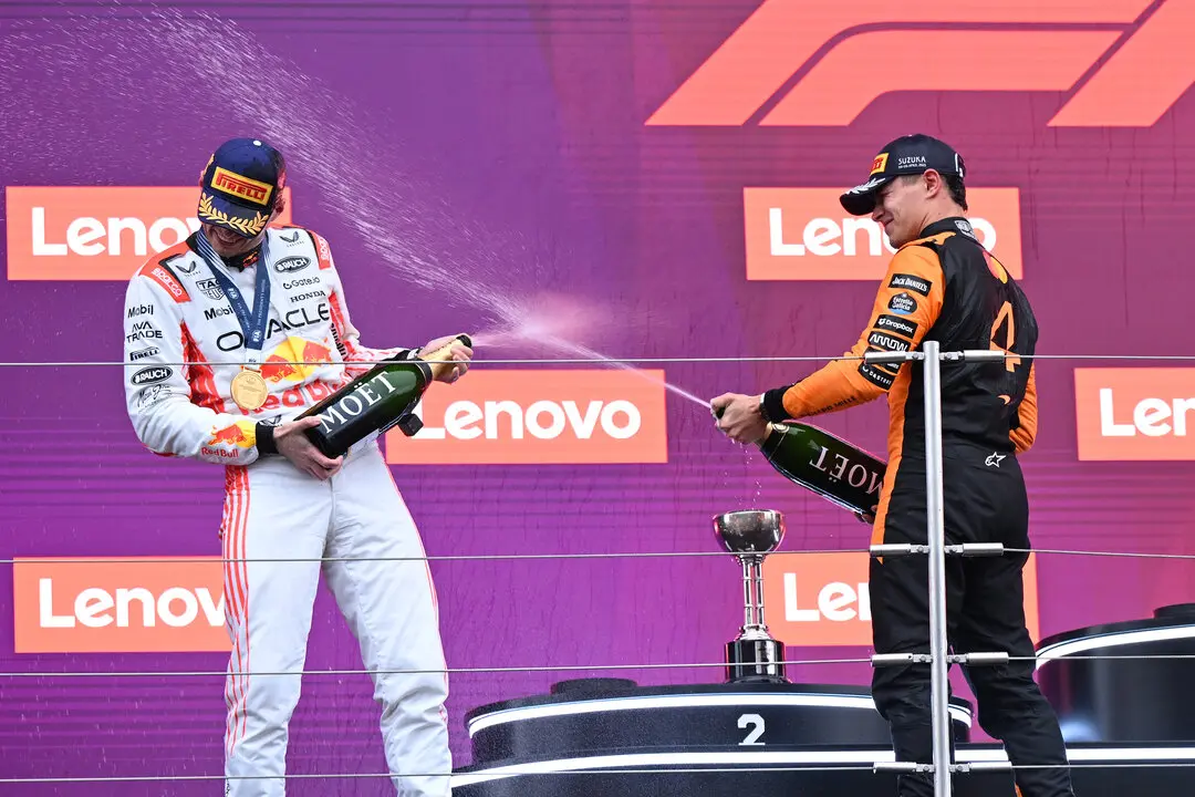 Verstappen junto a Norris tras la carrera. / F1