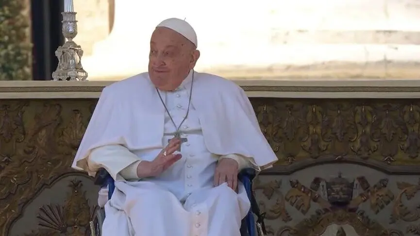 El Papa Francisco reaparece en la misa jubilar de los enfermos. / EP