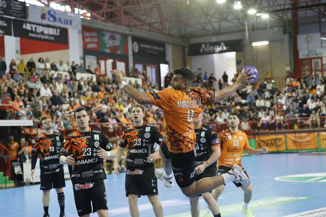 El Torrelavega se enfrenta al Granollers en la Copa. / L.P / BM Torrelavega