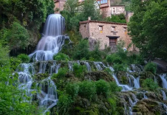 Vista de Orbaneja del Castillo en Burgos. / A.S.P