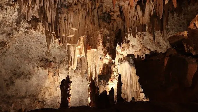 Cueva de Pozalagua. / A.S.