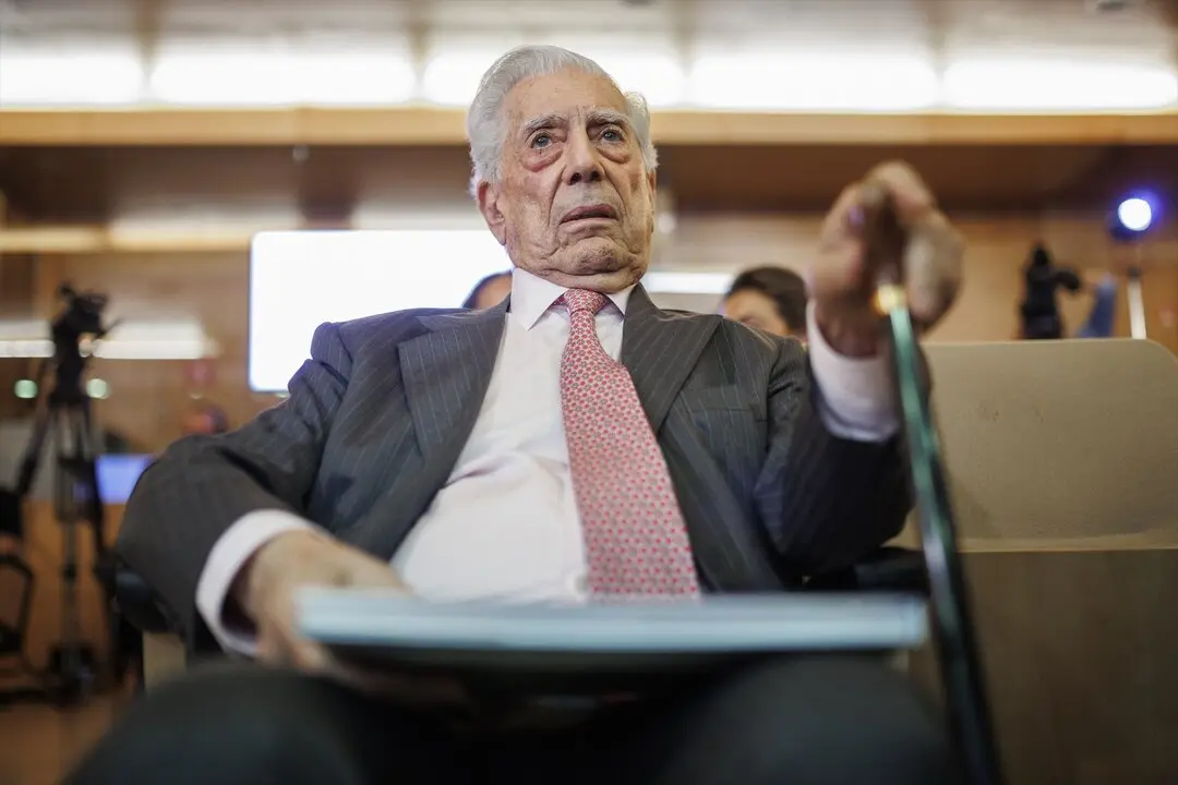 El escrito Mario Vargas Llosa. / Alejandro Mart&iacute;nez V&eacute;lez / Archivo