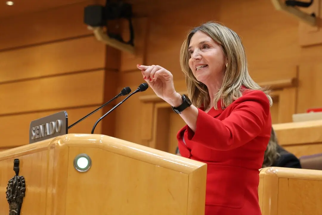 La portavoz del PP en el Senado, Alicia Garc&iacute;a, durante un pleno en el Senado. / Marta Fern&aacute;ndez
