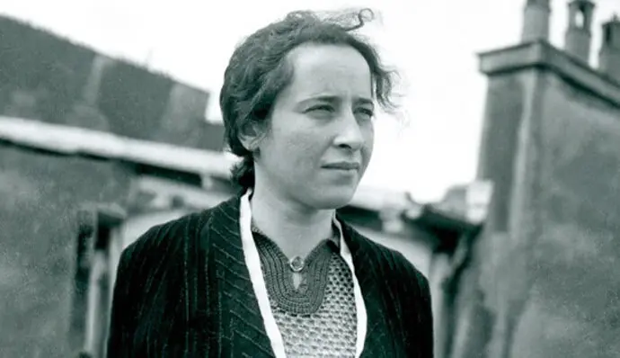 La pensadora y escritora, Hannah Arendt./ x