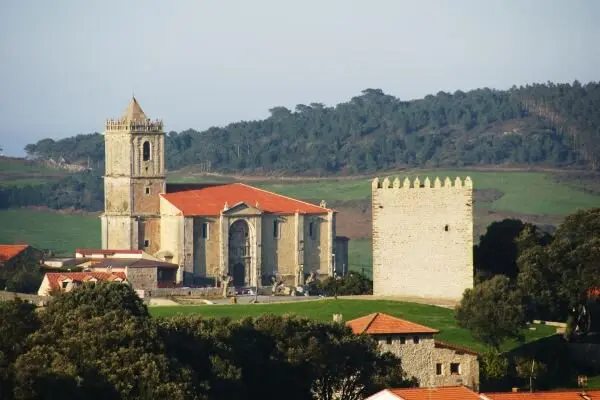 Iglesia de San Juli&aacute;n y Santa Basilisa. / T.C.