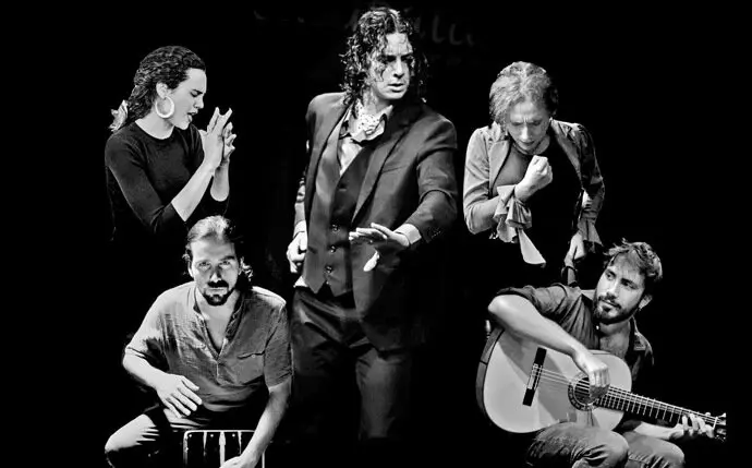 La agrupaci&oacute;n musical 'La zambra'. / x